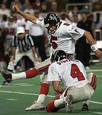 MORTEN ANDERSEN KICKS THE WINNING FIELD GOAL