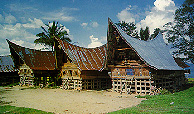 toba houses